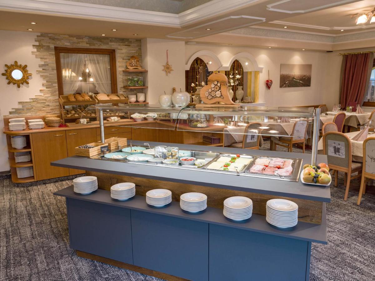 Hotel Landhaus Zillertal Fügen Eksteriør bilde