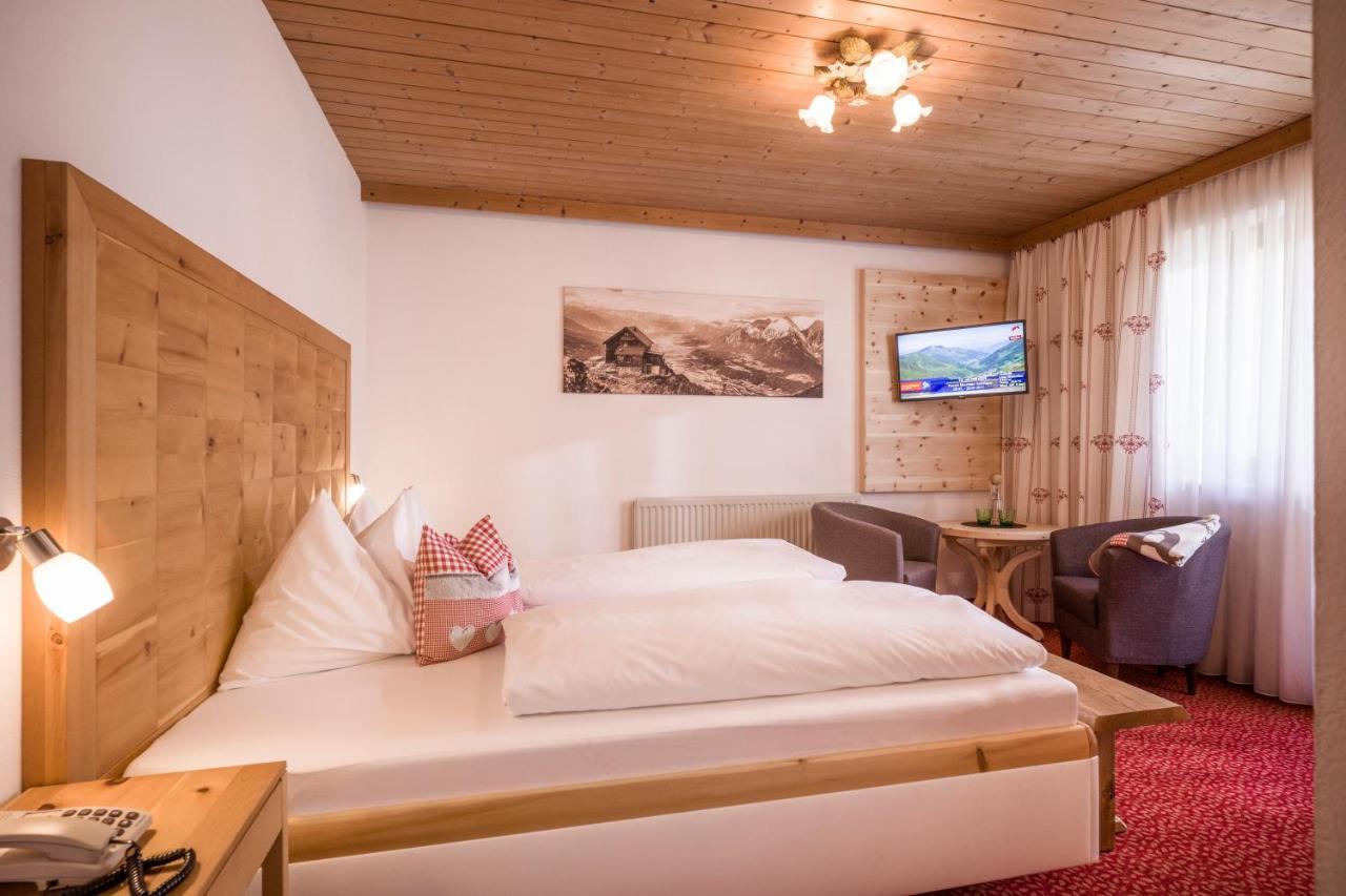 Hotel Landhaus Zillertal Fügen Eksteriør bilde