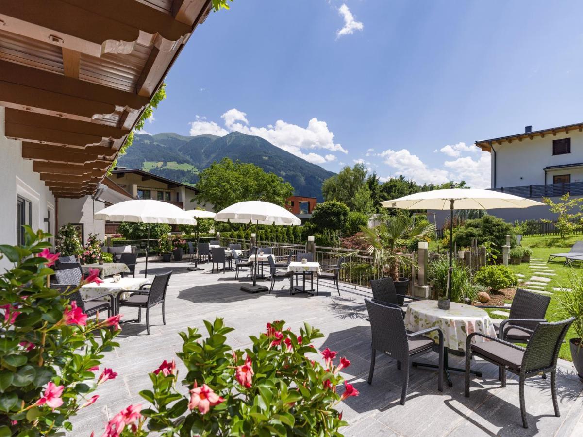 Hotel Landhaus Zillertal Fügen Eksteriør bilde
