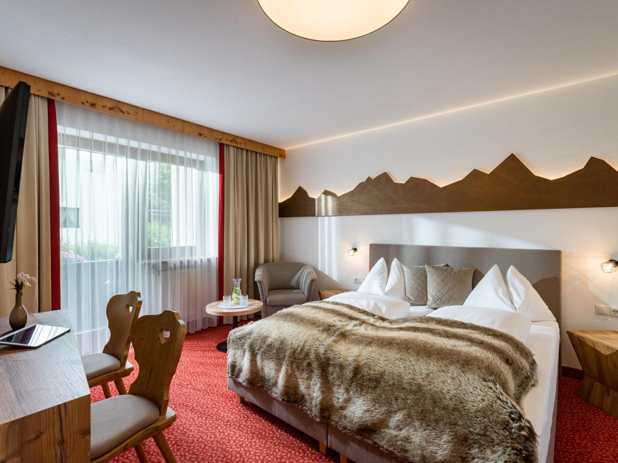 Hotel Landhaus Zillertal Fügen Eksteriør bilde