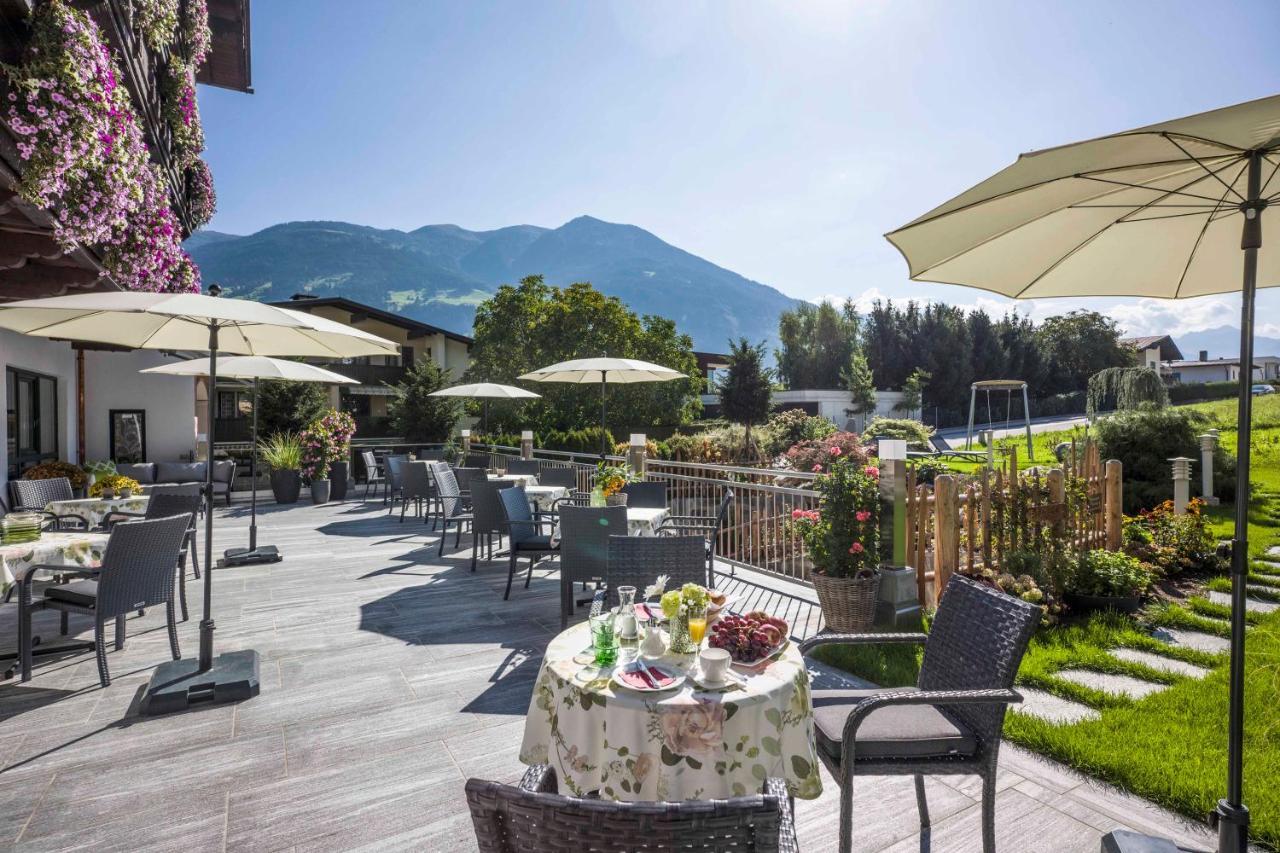 Hotel Landhaus Zillertal Fügen Eksteriør bilde