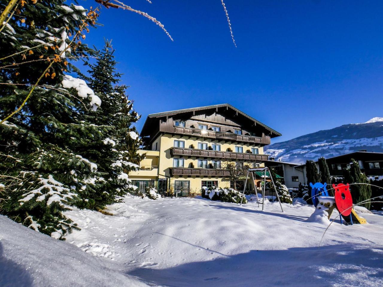 Hotel Landhaus Zillertal Fügen Eksteriør bilde