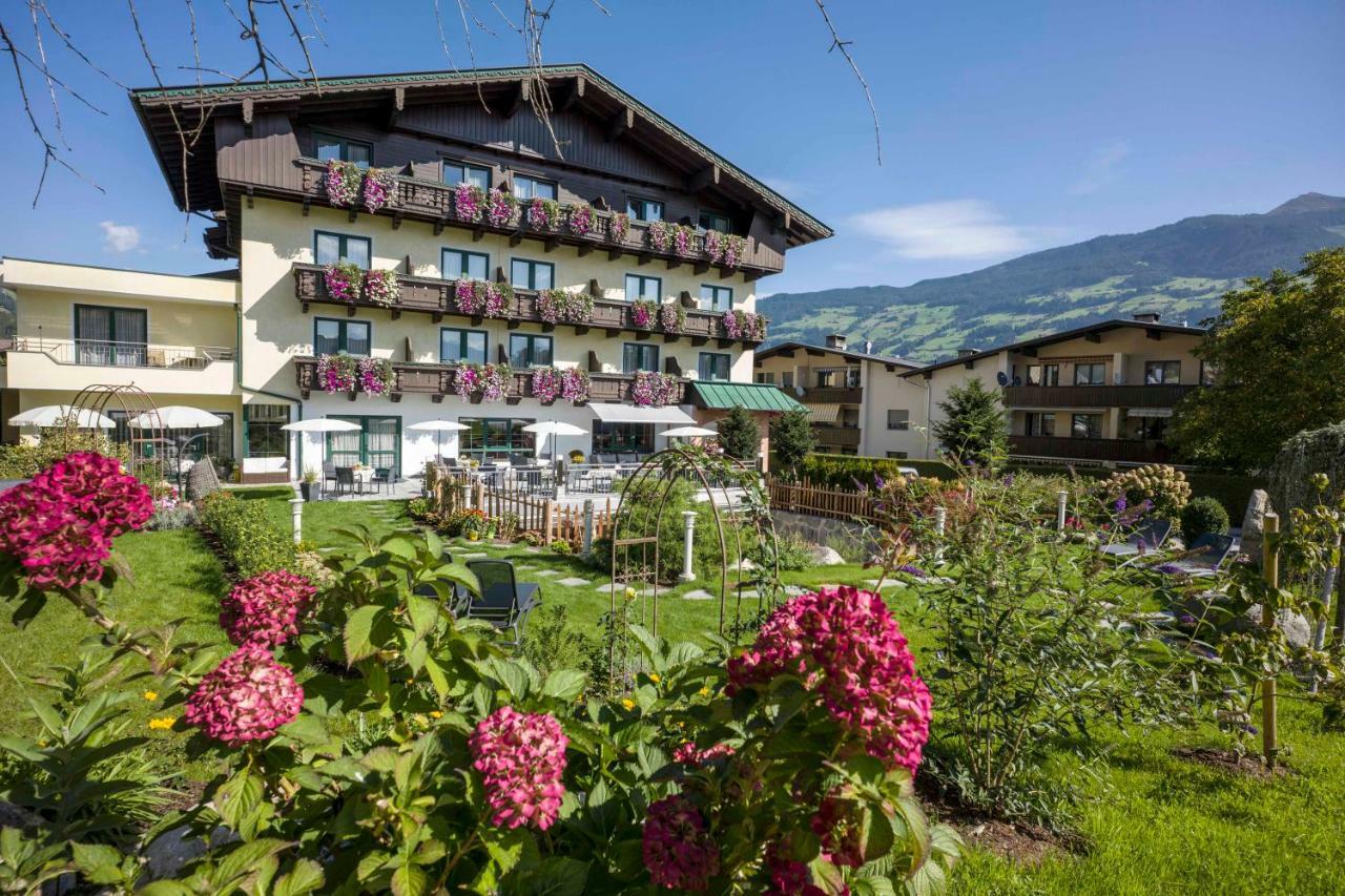 Hotel Landhaus Zillertal Fügen Eksteriør bilde